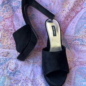 Nine West Black Suede Mules